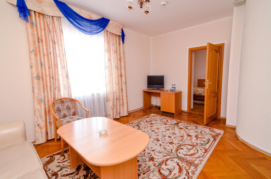 Altyn Dala Hotel Astaná Exterior foto
